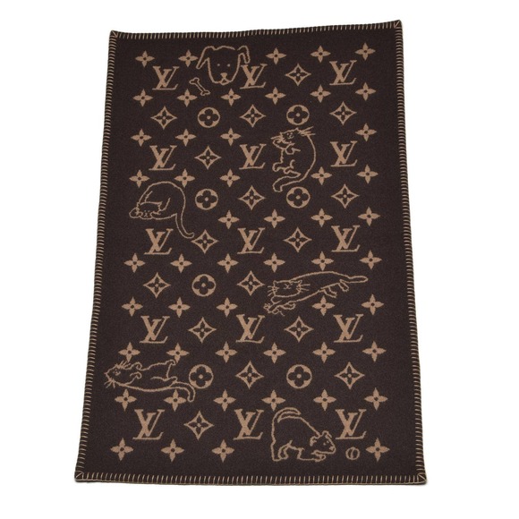 Louis Vuitton Other - ❌❌ Louis Vuitton Catogram Blanket Lap Cashmere Grace Coddington Throw Monogram